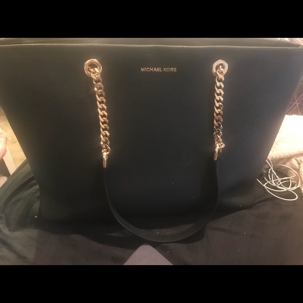 Micheal kors jet setting large black tote